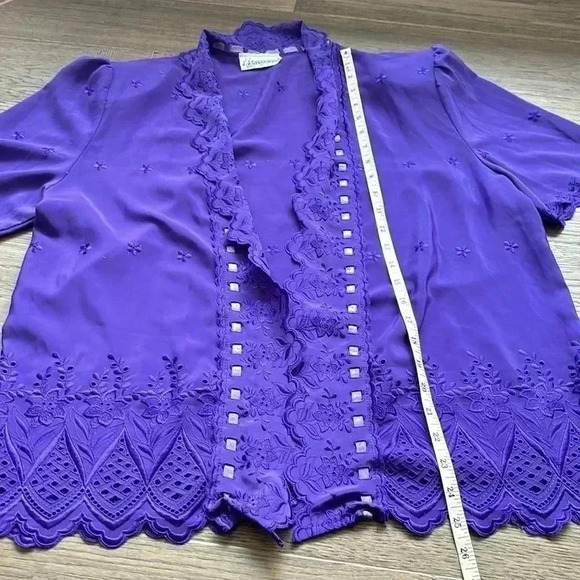 J.J. Greenwood | Vintage purple eyelet lace trim short sleeve  button up - Picture 9 of 12